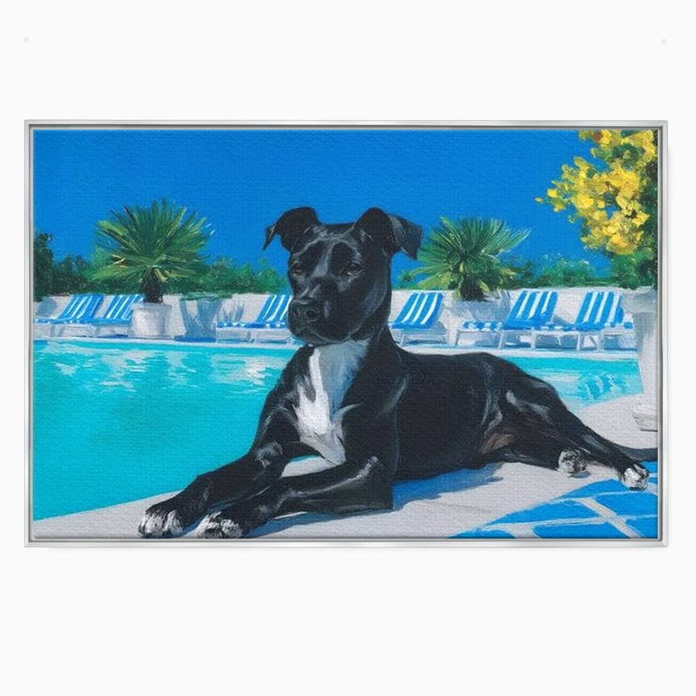 Tablou Canvas Premium, LuxCanva® M1290, Un Prieten la Piscina, Vacanta, Piscina, Relaxare, Tropical, Pictura, Vara, Soare, Caine, Plante, Sezlong, Birou, Living, Camera Copil