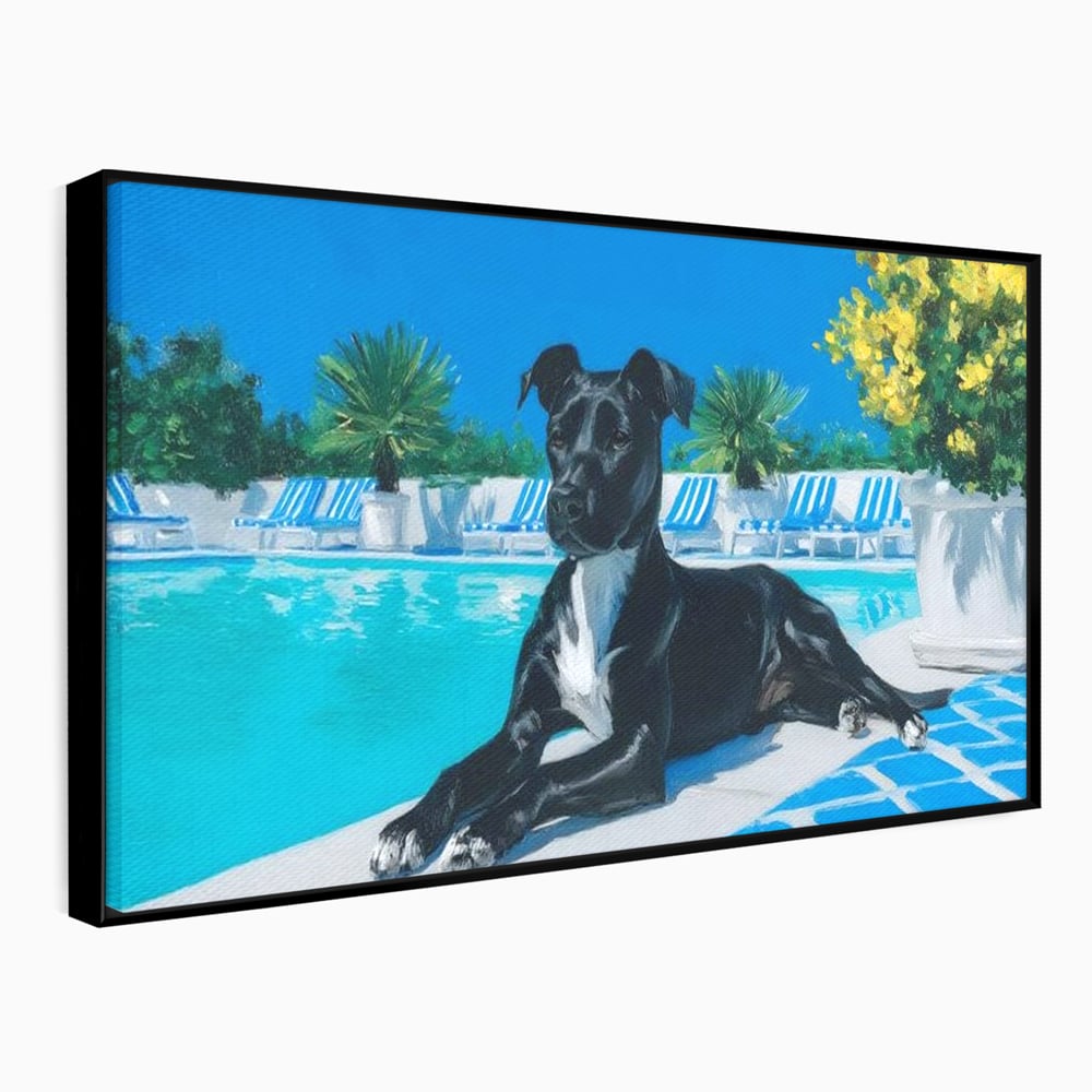 Tablou Canvas Premium, LuxCanva® M1290, Un Prieten la Piscina, Vacanta, Piscina, Relaxare, Tropical, Pictura, Vara, Soare, Caine, Plante, Sezlong, Birou, Living, Camera Copil