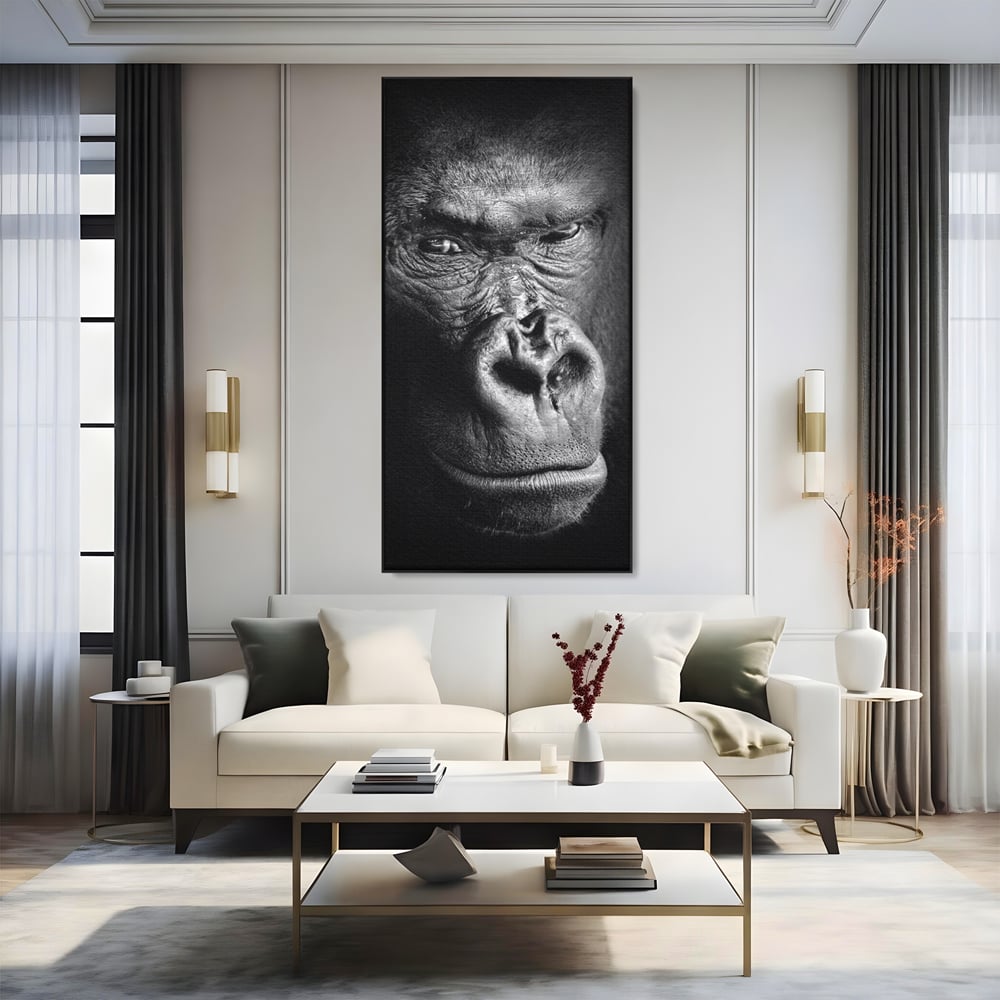 Leinwandbilder Premium, LuxCanva® M1325, Urteil im Schatten, Gorilla, Porträt, schwarz-weiß, Primat, Primaten, Blick, Wildtiere, Tiere, dunkel, realistisch, Büro, Wohnzimmer, Kinderzimmer