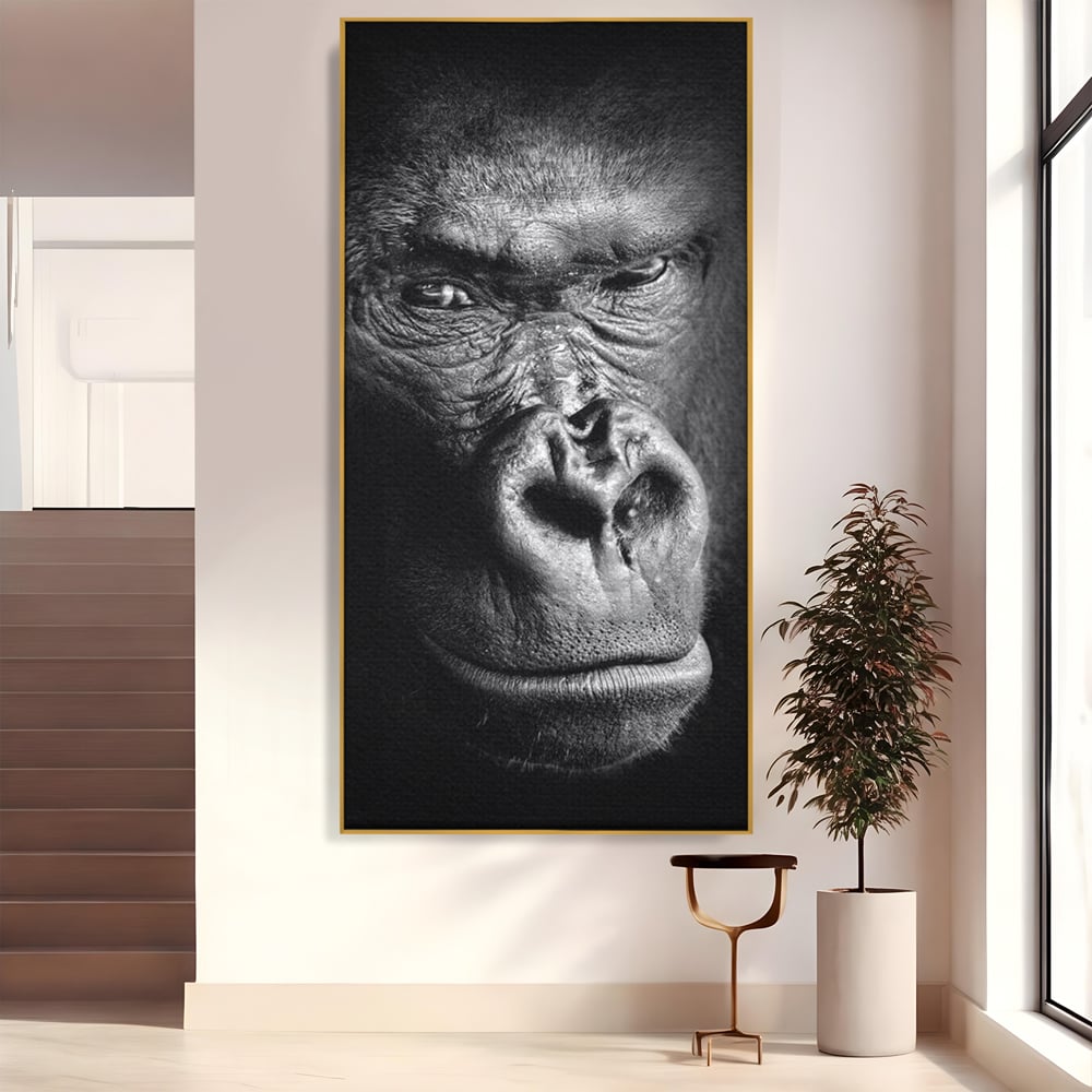 Leinwandbilder Premium, LuxCanva® M1325, Urteil im Schatten, Gorilla, Porträt, schwarz-weiß, Primat, Primaten, Blick, Wildtiere, Tiere, dunkel, realistisch, Büro, Wohnzimmer, Kinderzimmer
