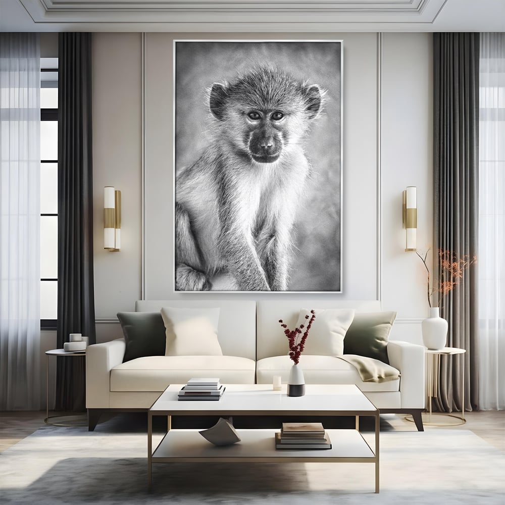 Tablou Canvas Premium, LuxCanva® M1329, Micul Gardian al Savanei, Maimuta, Alb si Negru, Jungla, Chip, Primata, Inocenta, Realist, Animal, Fotografie, Birou, Living, Camera Copil