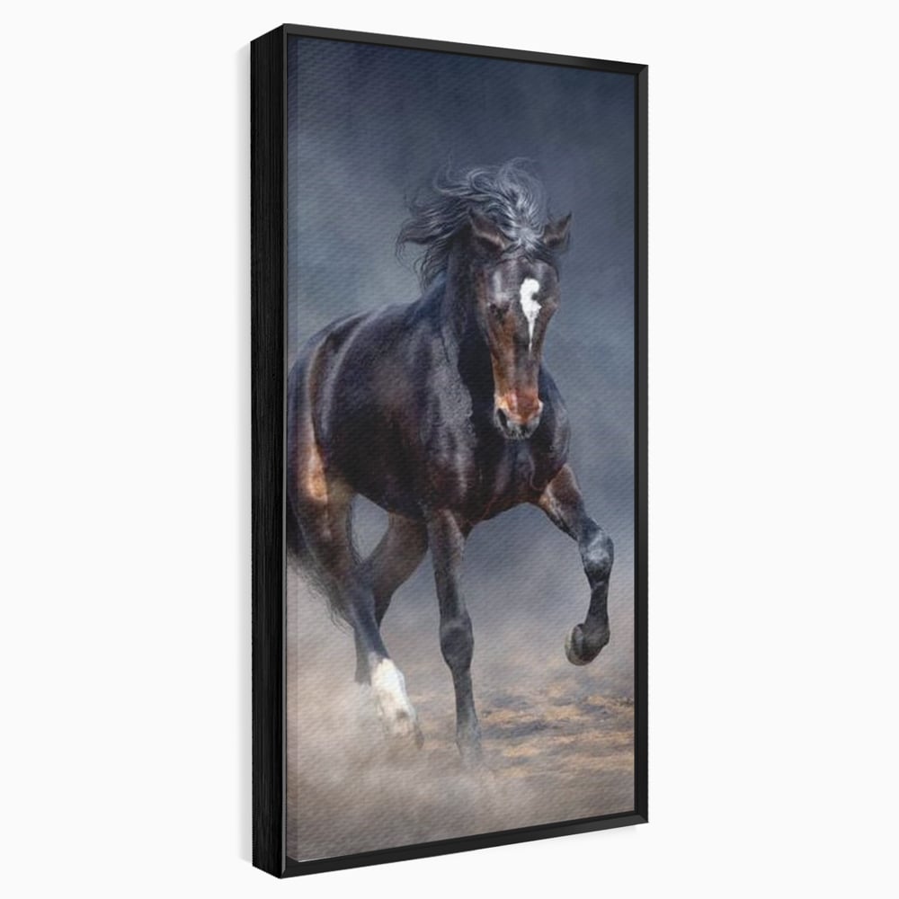 Leinwand Wandbilder Canvas Premium, LuxCanva® M1340, Galopp im Sturm, Pferd, Tier, Wild, Galopp, Bewegung, Wind, Staub, Freiheit, Kraft, Geschwindigkeit, Realistisch, Büro, Wohnen, Kinderzimmer