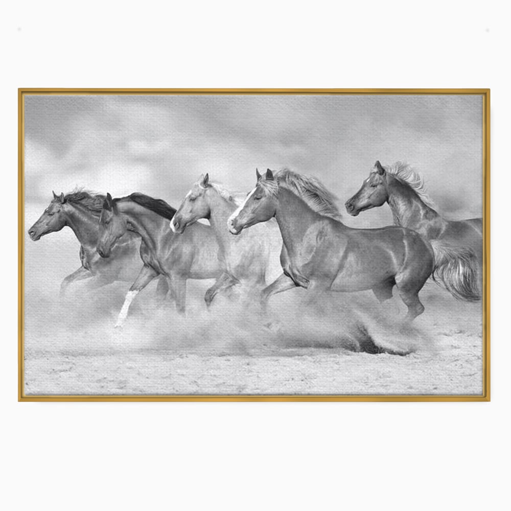 Tablou Canvas Premium, LuxCanva® M1348, Chemarea Instinctului, Alb si Negru, Libertate, Cai, Galop, Viteza, Praf, Grup, Miscare, Animal, Salbaticie, Birou, Living, Camera Copil