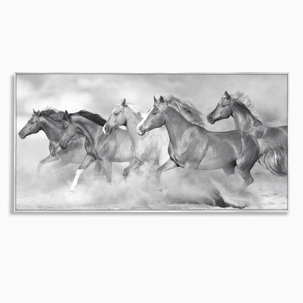 Tablou Canvas Premium, LuxCanva® M1348, Chemarea Instinctului, Alb si Negru, Libertate, Cai, Galop, Viteza, Praf, Grup, Miscare, Animal, Salbaticie, Birou, Living, Camera Copil