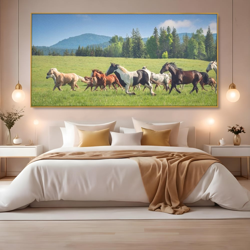 Leinwand Wandkunst Canvas Wall Art Premium, LuxCanva® M1359, Galopp im Sommerwind, Wiese, Natur, Bäume, Natur, Bäume, gesehen, Gras, Wild, Bewegung, Gruppe, Pferde, Geschwindigkeit, Landschaft, Büro, Wohnen, Wohnzimmer, Kinderzimmer