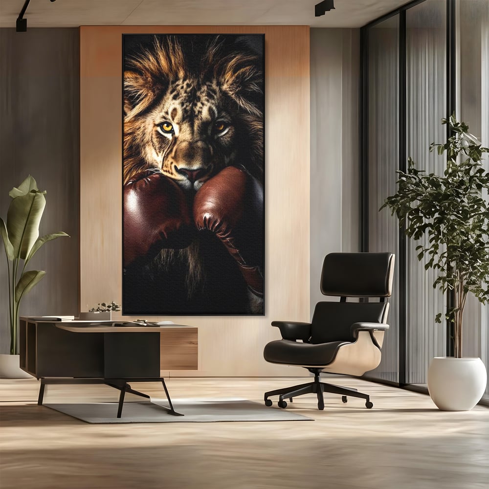 Tablou Canvas Premium, LuxCanva® M1361, Campionul Junglei, Leu, Box, Manusi, Ring, Sport, Trofeu, Forta, Victorie, Curaj, Rege, Adversar, Birou, Living, Camera Copil