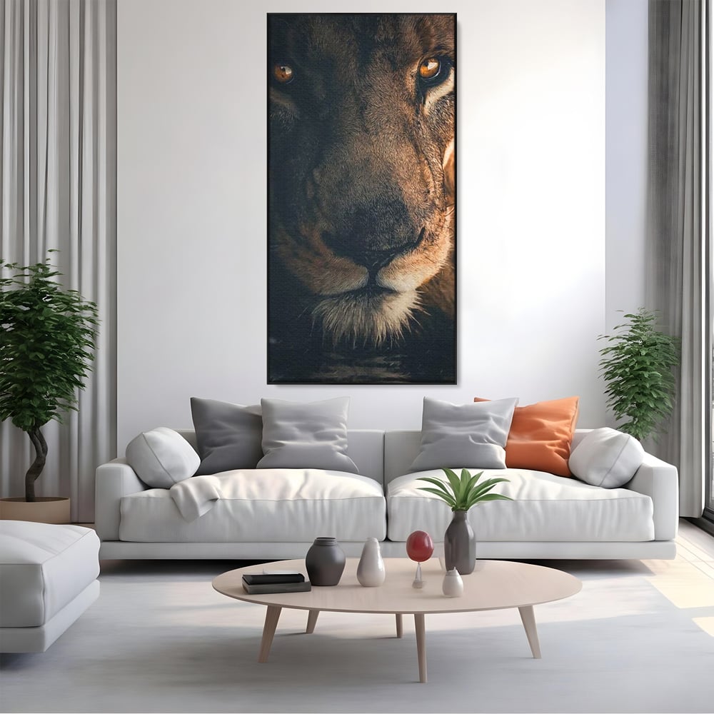Tablou Canvas Premium, LuxCanva® M1365, Putere Ascunsa, Privire, Mister, Destin, Dominare, Forta, Leu, Stapan, Glorios, Maret, Nobil, Apa, Birou, Living, Camera Copil