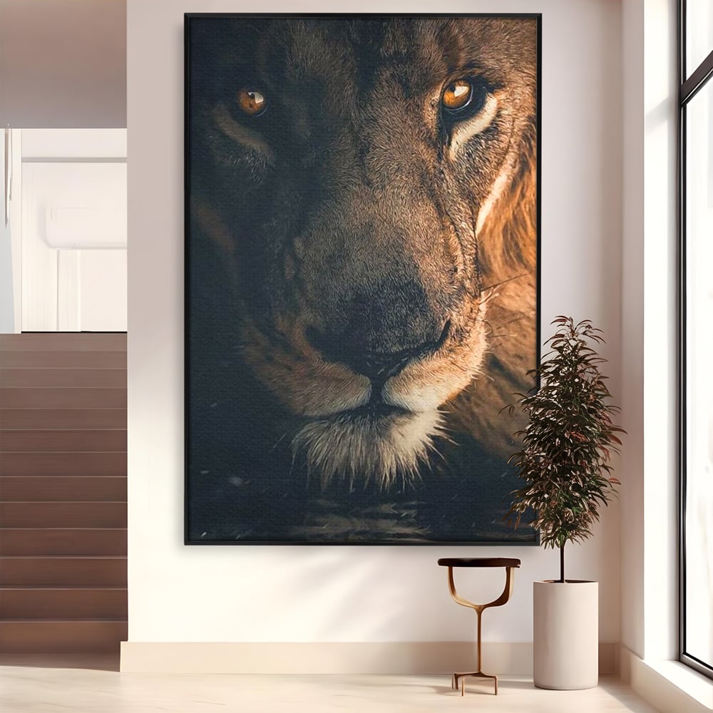 Tablou Canvas Premium, LuxCanva® M1365, Putere Ascunsa, Privire, Mister, Destin, Dominare, Forta, Leu, Stapan, Glorios, Maret, Nobil, Apa, Birou, Living, Camera Copil