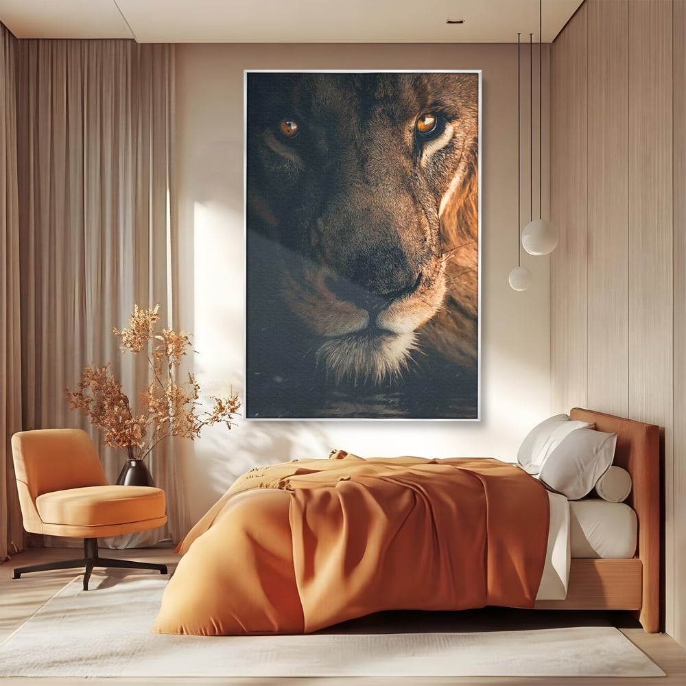 Tablou Canvas Premium, LuxCanva® M1365, Putere Ascunsa, Privire, Mister, Destin, Dominare, Forta, Leu, Stapan, Glorios, Maret, Nobil, Apa, Birou, Living, Camera Copil