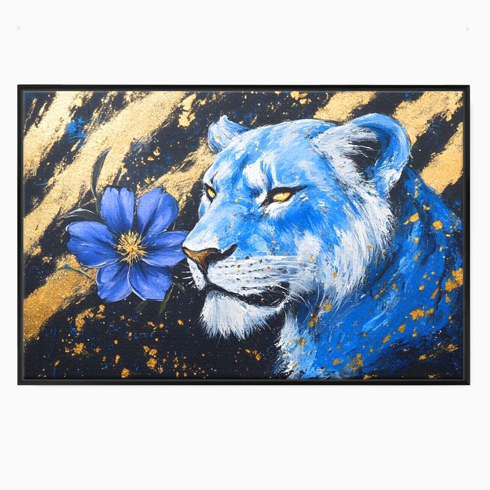 Tablou Canvas Premium, LuxCanva® M1366, Leoaica de Safir, Floare, Petale, Albastru, Auriu, Leoaica, Regina, Frumusete, Feminitate, Stralucire, Eleganta, Birou, Living, Camera Copil