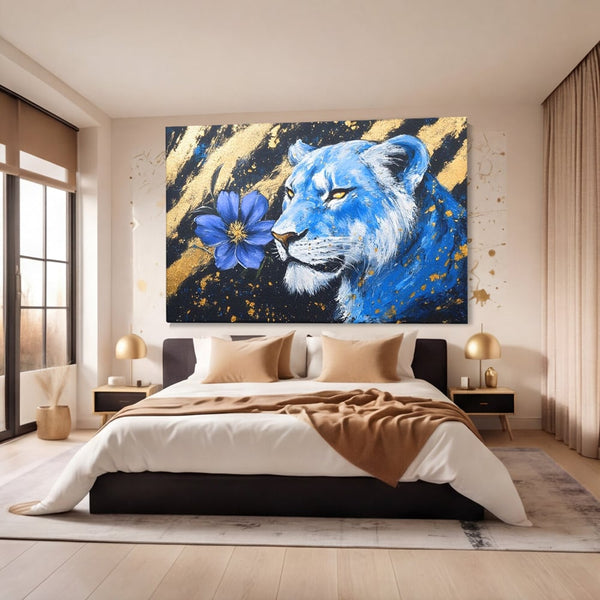 Tablou Canvas Premium, LuxCanva® M1366, Leoaica de Safir, Floare, Petale, Albastru, Auriu, Leoaica, Regina, Frumusete, Feminitate, Stralucire, Eleganta, Birou, Living, Camera Copil
