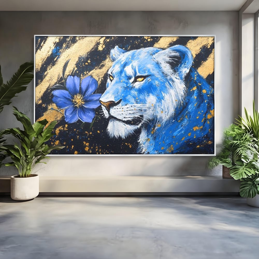 Tablou Canvas Premium, LuxCanva® M1366, Leoaica de Safir, Floare, Petale, Albastru, Auriu, Leoaica, Regina, Frumusete, Feminitate, Stralucire, Eleganta, Birou, Living, Camera Copil
