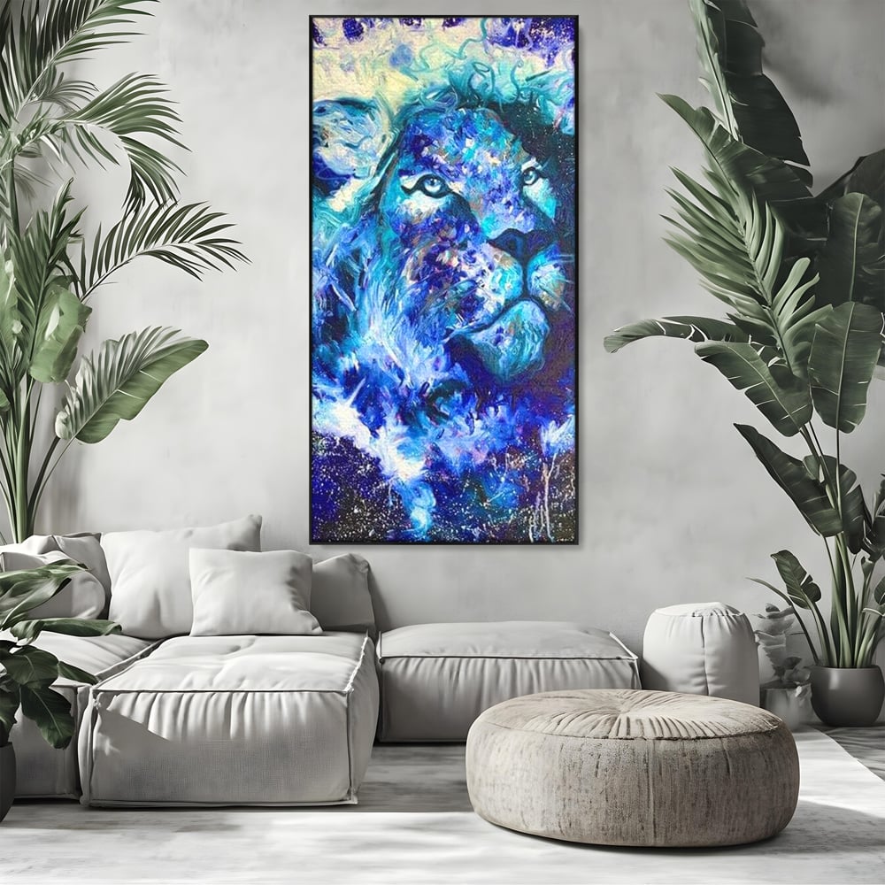 Leinwand Wandkunst Canvas Premium, LuxCanva® M1372, Kosmisches Leuchten, Universum, Sterne, Blau, Löwe, Tier, Kraft, Licht, Aurora, Mysterium, Energie, Abstrakte Kunst, Büro, Wohnen, Kinderzimmer
