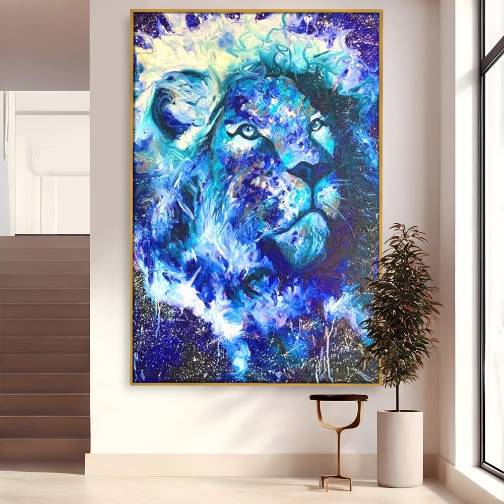 Leinwand Wandkunst Canvas Premium, LuxCanva® M1372, Kosmisches Leuchten, Universum, Sterne, Blau, Löwe, Tier, Kraft, Licht, Aurora, Mysterium, Energie, Abstrakte Kunst, Büro, Wohnen, Kinderzimmer