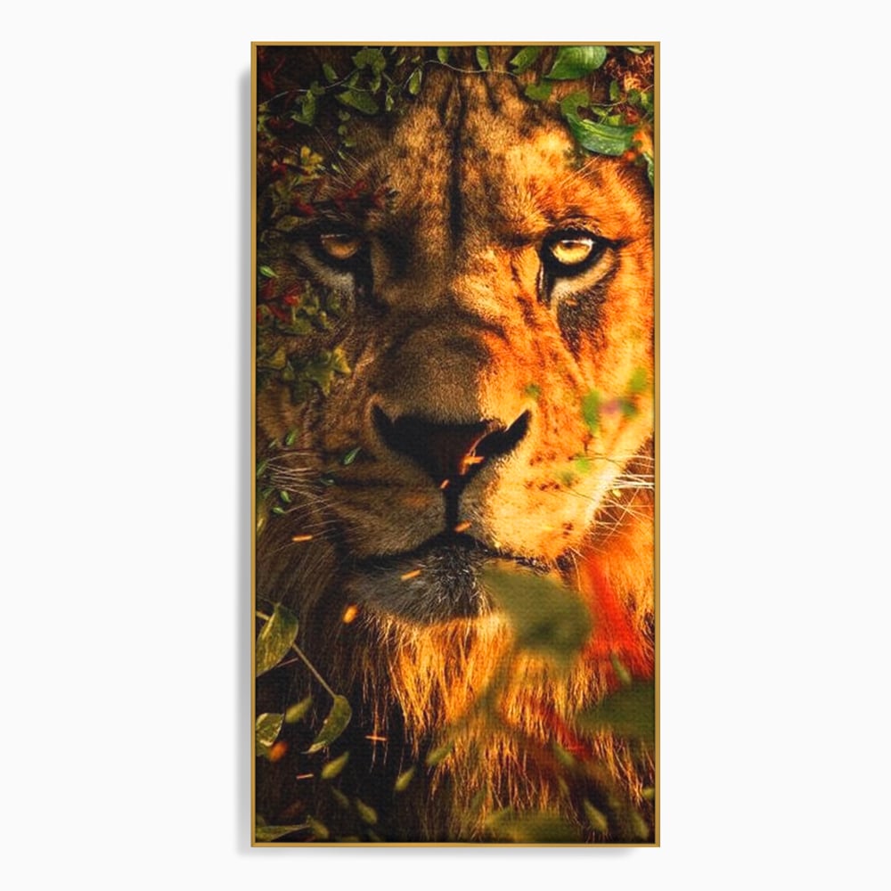 Tablou Canvas Premium, LuxCanva® M1374, Imparatul din Frunze, Natura, Jungla, Frunzis, Camuflaj, Vanator, Animal, Leu, Rege, Privire, Birou, Living, Camera Copil