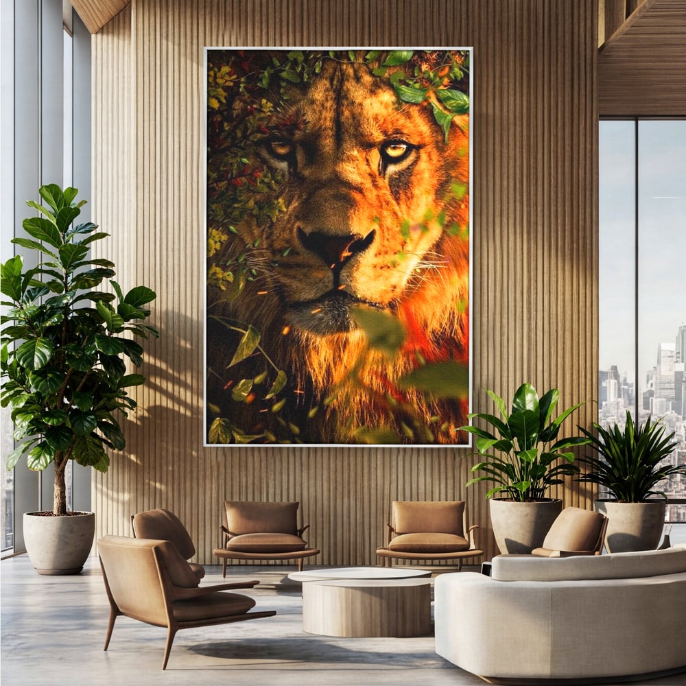 Tablou Canvas Premium, LuxCanva® M1374, Imparatul din Frunze, Natura, Jungla, Frunzis, Camuflaj, Vanator, Animal, Leu, Rege, Privire, Birou, Living, Camera Copil