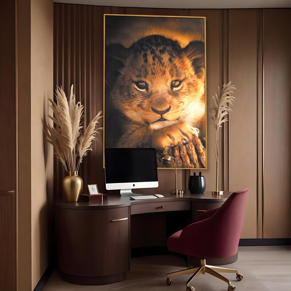 Leinwandbilder Premium, LuxCanva® M1377, Kleiner König, Erbe, Dynastie, Huhn, Löwe, Unschuld, Kindheit, Portrait, Licht, Sonnenaufgang, Büro, Wohnen, Kinderzimmer