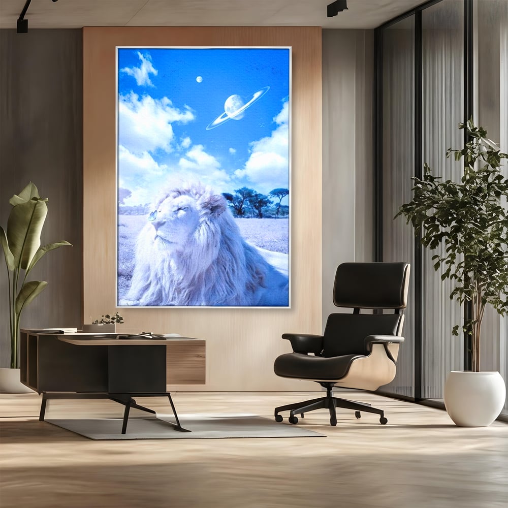 Leinwand Wandkunst Canvas Premium, LuxCanva® M1391, Wächter der Planeten, Löwe, Planeten, Mond, Saturn, Himmel, Klar, Licht, Pracht, Schmetterling, Savanne, Büro, Wohnen, Kinderzimmer