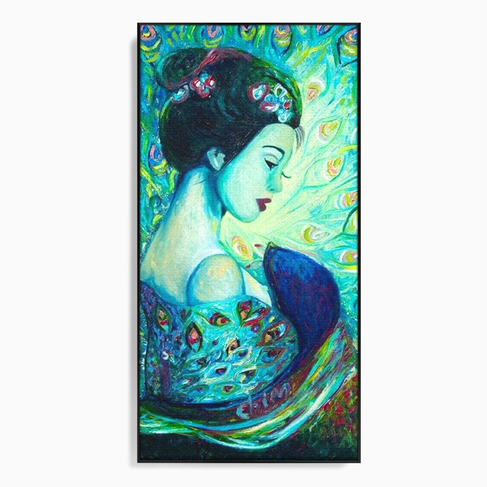 Tablou Canvas Premium, LuxCanva® M1406, Geisha de Smarald, Femeie, Oriental, Exotic, Delicat, Portret, Pictura, Oniric, Simbolic, Penaj, Paun, Abstract, Birou, Living, Camera Copil