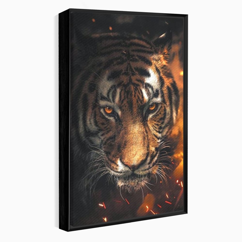 Tablou Canvas Premium, LuxCanva® M1440, Printre Scantei si Umbre, Tigru, Ochi, Privire, Foc, Felina, Fiara, Salbatic, Furios, Forta, Scanteie, Intuneric, Birou, Living, Camera Copil