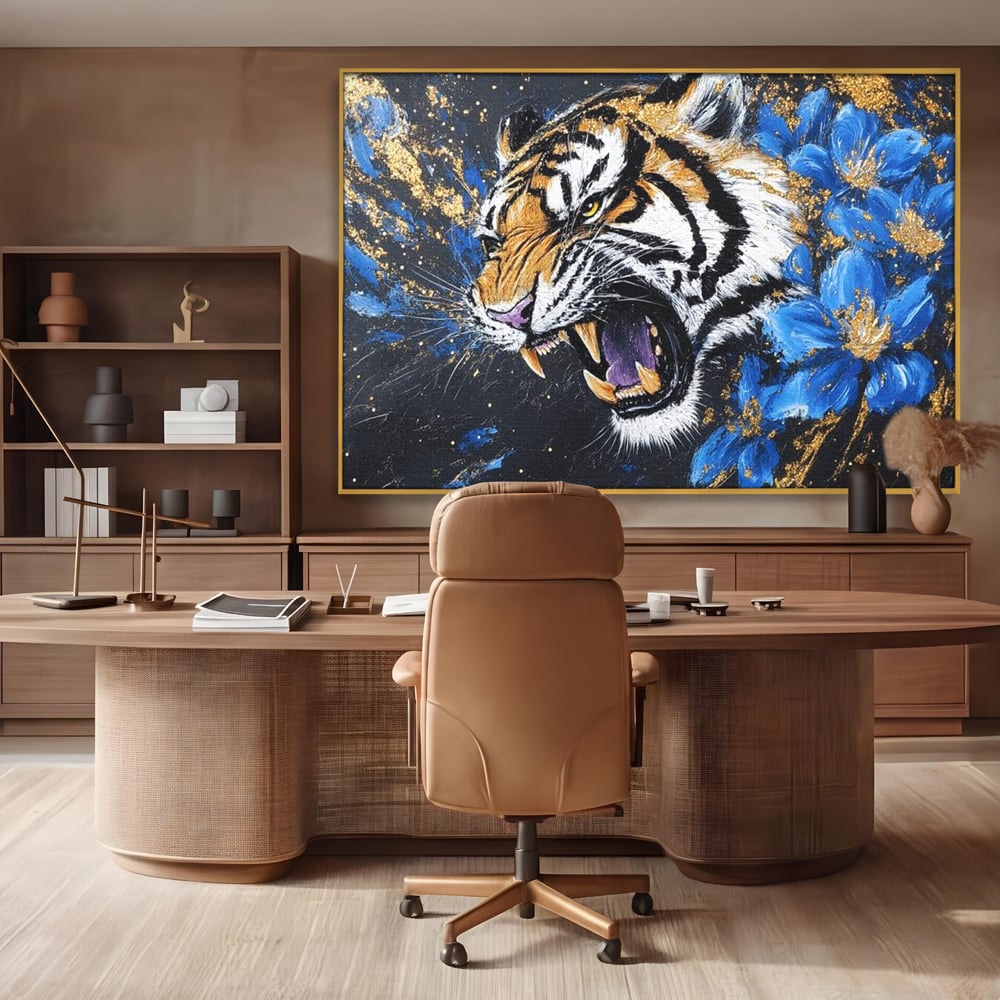 Leinwand Wandkunst Canvas Premium, LuxCanva® M1450, Schönheit aus Chaos, Blumen, Blütenblätter, Gold, Malerei, Spinne, Tiger, Wild, Hauer, Dschungel, Tier, Exotisch, Büro, Wohnen, Kinderzimmer