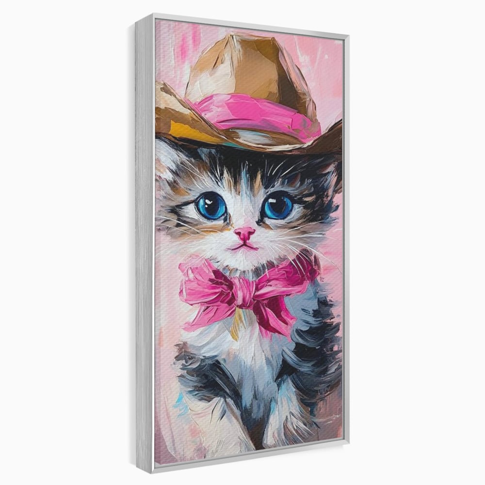 Tablou Canvas Premium, LuxCanva® M1496, Serif Pisicuta la Datorie, Cowboy, Pisica, Adorabil, Aventura, Roz, Fundita, Palarie, Copilarie, Dormitor, Birou, Living, Camera Copil