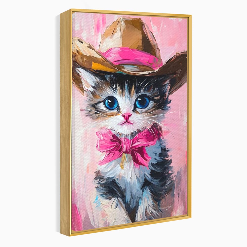 Tablou Canvas Premium, LuxCanva® M1496, Serif Pisicuta la Datorie, Cowboy, Pisica, Adorabil, Aventura, Roz, Fundita, Palarie, Copilarie, Dormitor, Birou, Living, Camera Copil