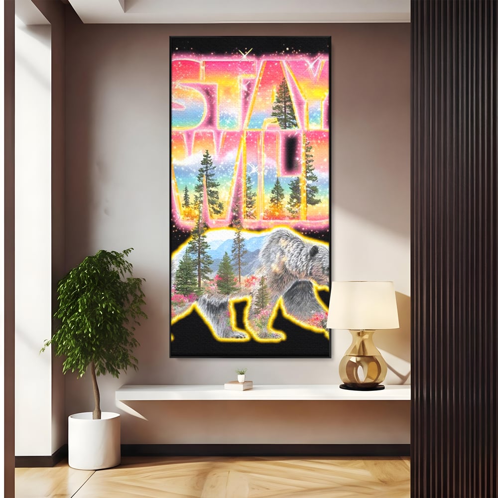 Leinwand Wandkunst Canvas Premium, LuxCanva® M1521, Wilde Freiheit, Bär, Tier, Landschaft, Natur, Wildnis, Neon, leuchtend, Schlafzimmer, Büro, Wohnzimmer, Kinderzimmer