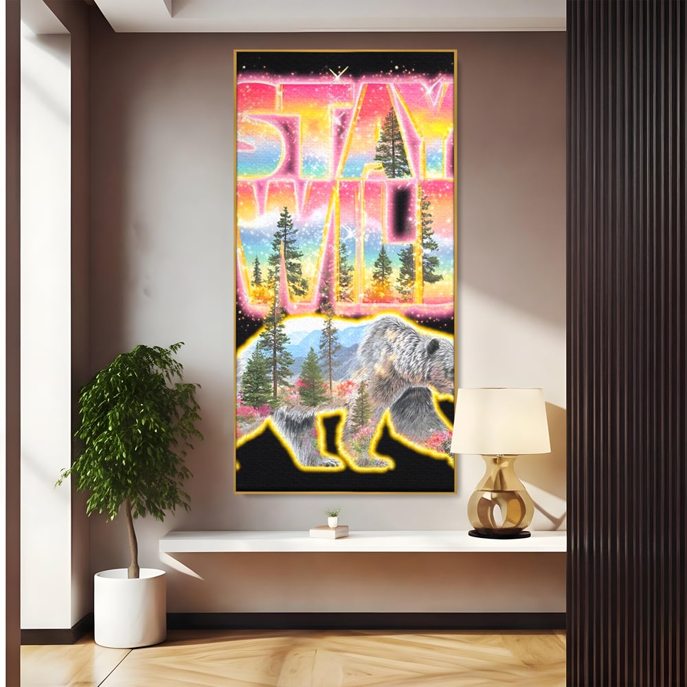Leinwand Wandkunst Canvas Premium, LuxCanva® M1521, Wilde Freiheit, Bär, Tier, Landschaft, Natur, Wildnis, Neon, leuchtend, Schlafzimmer, Büro, Wohnzimmer, Kinderzimmer