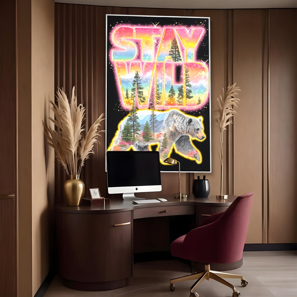 Leinwand Wandkunst Canvas Premium, LuxCanva® M1521, Wilde Freiheit, Bär, Tier, Landschaft, Natur, Wildnis, Neon, leuchtend, Schlafzimmer, Büro, Wohnzimmer, Kinderzimmer