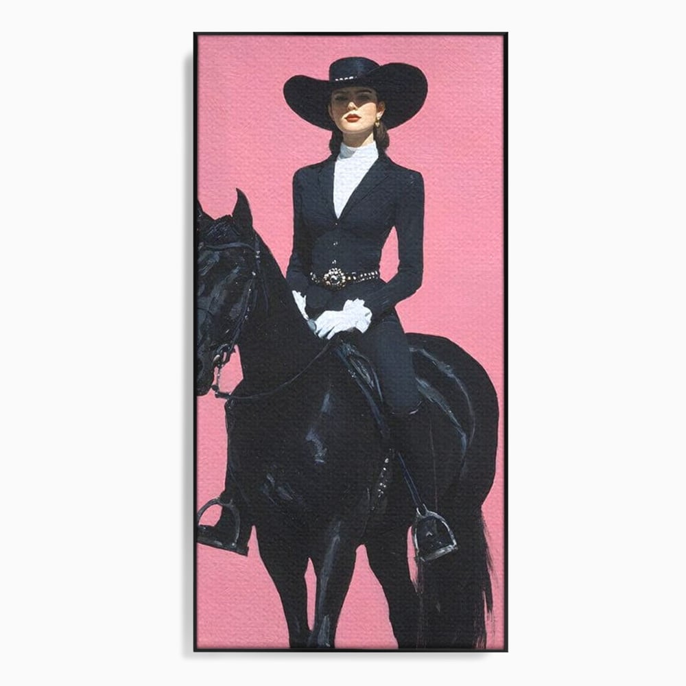 Tablou Canvas Premium, LuxCanva® M1543, Doamna din Vest, Western, Cal Negru, Femeie, Roz, Palarie, Vintage, Calaret, Dormitor, Birou, Living, Camera Copil