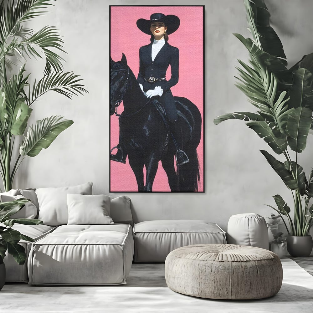 Tablou Canvas Premium, LuxCanva® M1543, Doamna din Vest, Western, Cal Negru, Femeie, Roz, Palarie, Vintage, Calaret, Dormitor, Birou, Living, Camera Copil