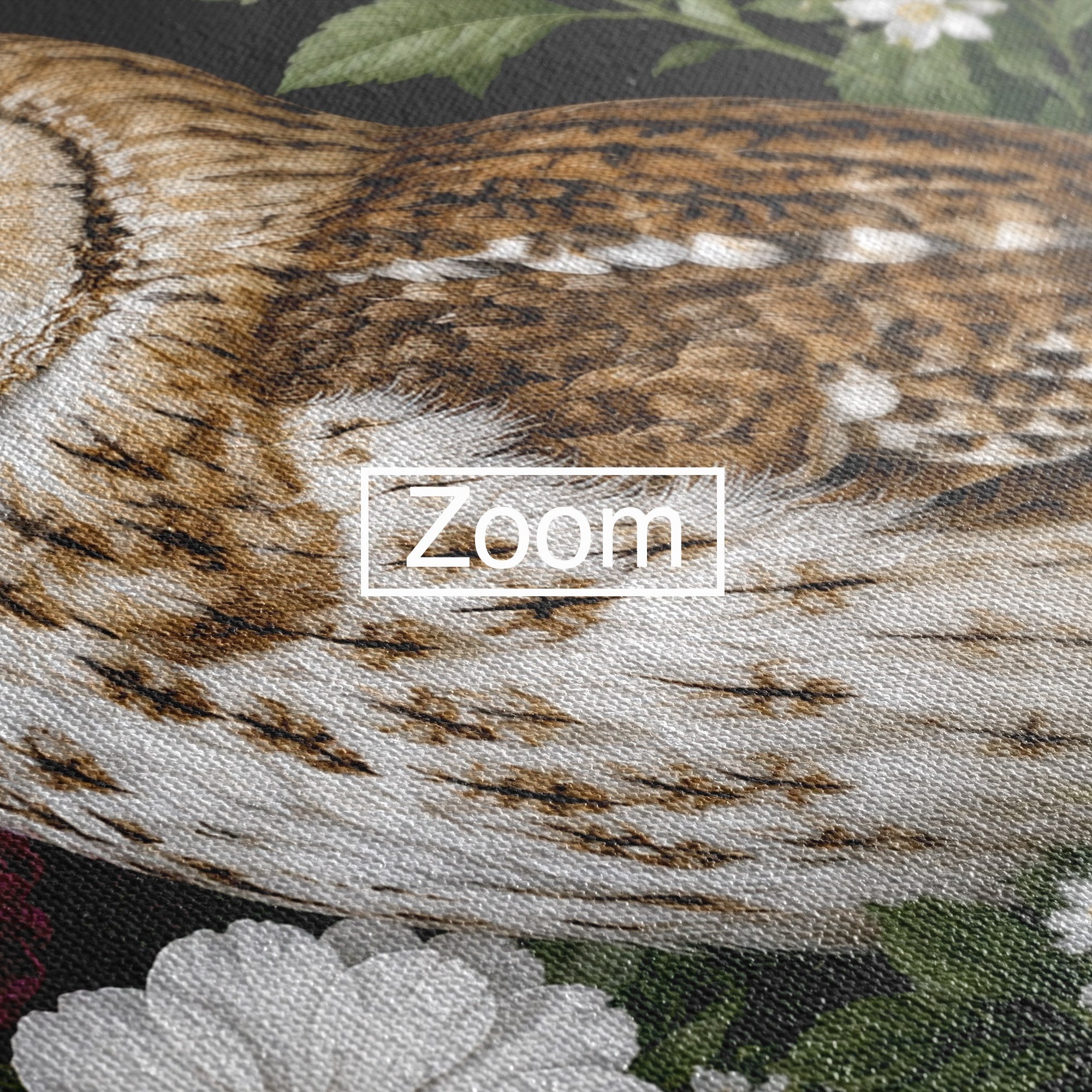 Tablou Canvas Premium LuxCanva® M1667, Bufnita Printre Flori, Bufnita, Flori, Natura, Animale, Detalii, Living, Culori Vibrante