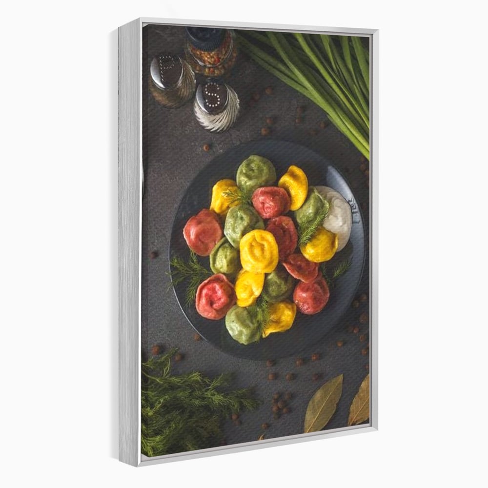 Leinwand Premium Canvas Wandbilder, LuxCanva® N1001, Farbenfreude, Pasta, Lebensmittel, Ravioli, Gastronomie, Teller, Gabel, Gabel, Italienisch, Geschmack, Gewürze, Restaurant, Küche