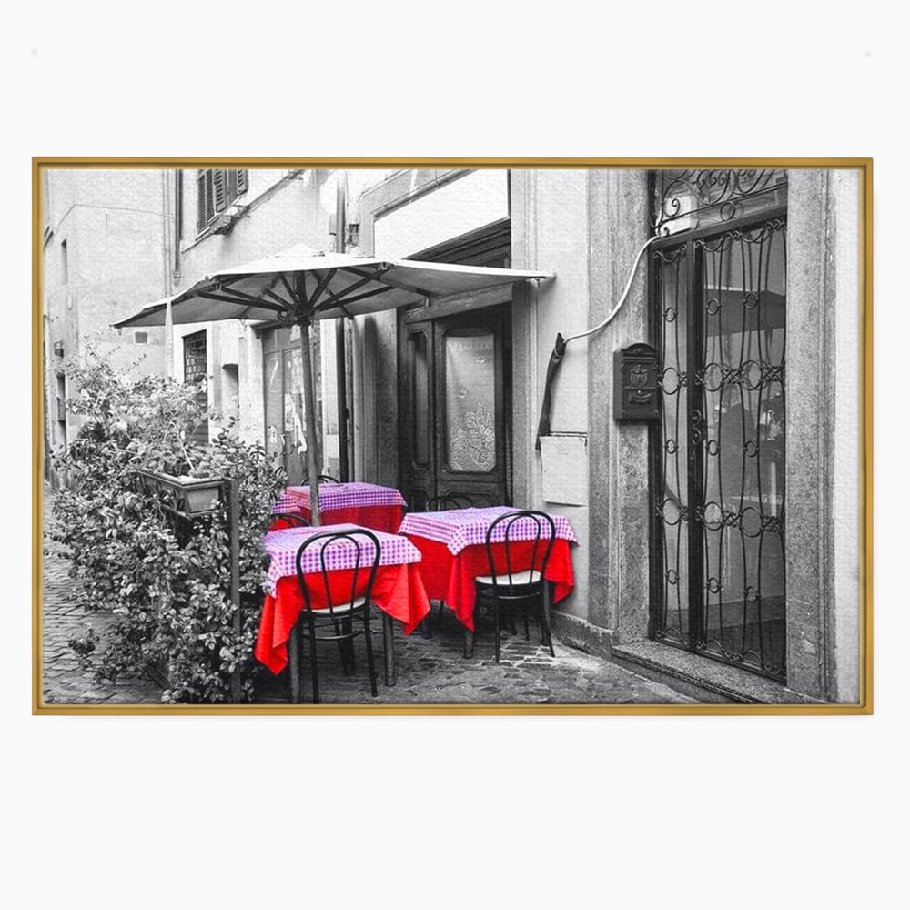Tablou Canvas Premium, LuxCanva® N1026, Terasa cu Amintiri, Cafenea, Oras, Urban, Intalnire, Alb si Negru, Rosu, Vintage, Strada, Cozy, Mese, Pub, Lounge, Bar, Restaurant, Bucatarie