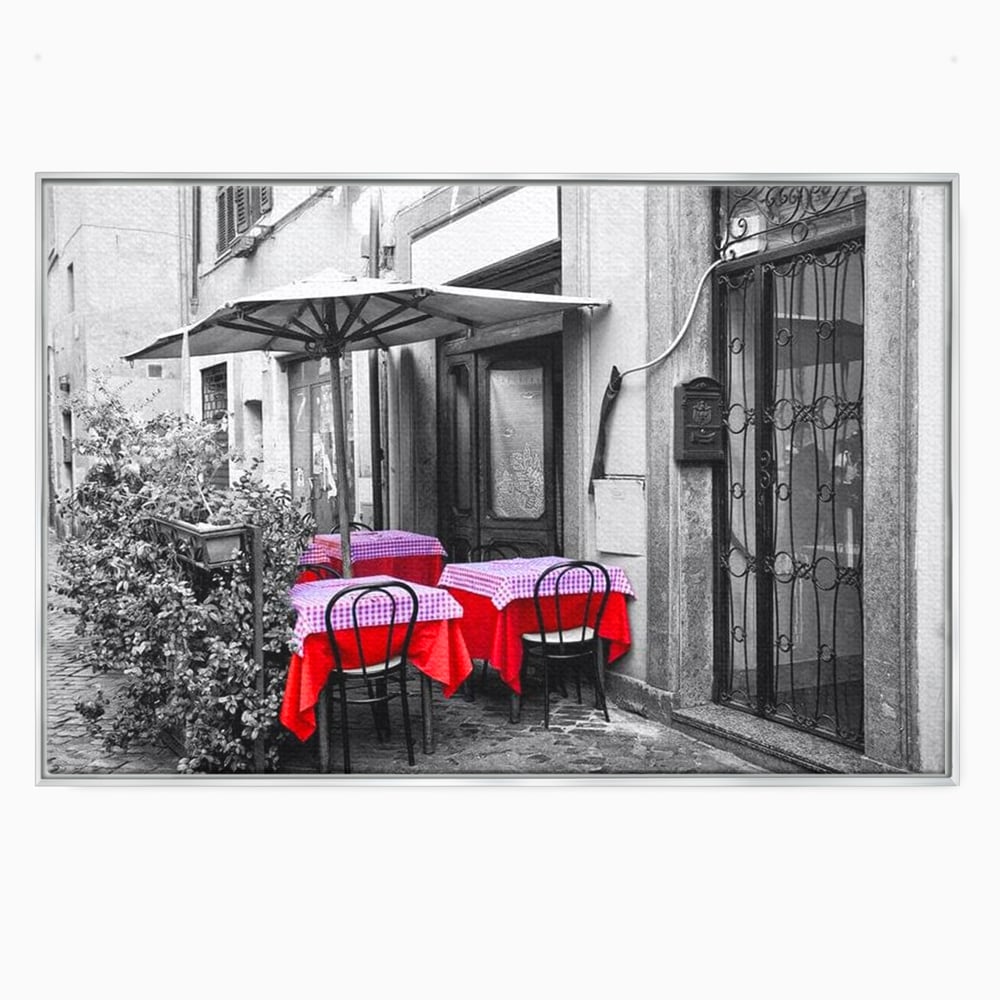 Tablou Canvas Premium, LuxCanva® N1026, Terasa cu Amintiri, Cafenea, Oras, Urban, Intalnire, Alb si Negru, Rosu, Vintage, Strada, Cozy, Mese, Pub, Lounge, Bar, Restaurant, Bucatarie