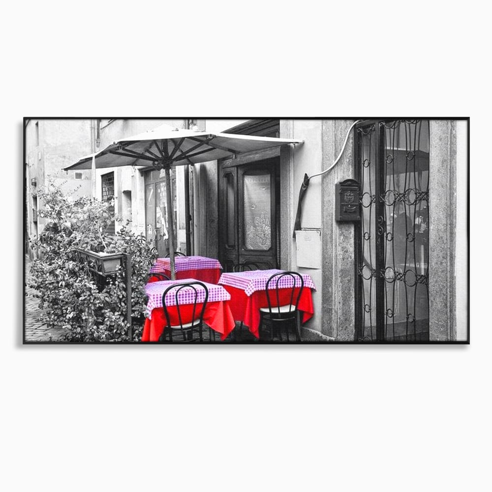 Tablou Canvas Premium, LuxCanva® N1026, Terasa cu Amintiri, Cafenea, Oras, Urban, Intalnire, Alb si Negru, Rosu, Vintage, Strada, Cozy, Mese, Pub, Lounge, Bar, Restaurant, Bucatarie