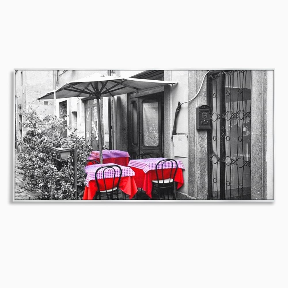 Tablou Canvas Premium, LuxCanva® N1026, Terasa cu Amintiri, Cafenea, Oras, Urban, Intalnire, Alb si Negru, Rosu, Vintage, Strada, Cozy, Mese, Pub, Lounge, Bar, Restaurant, Bucatarie