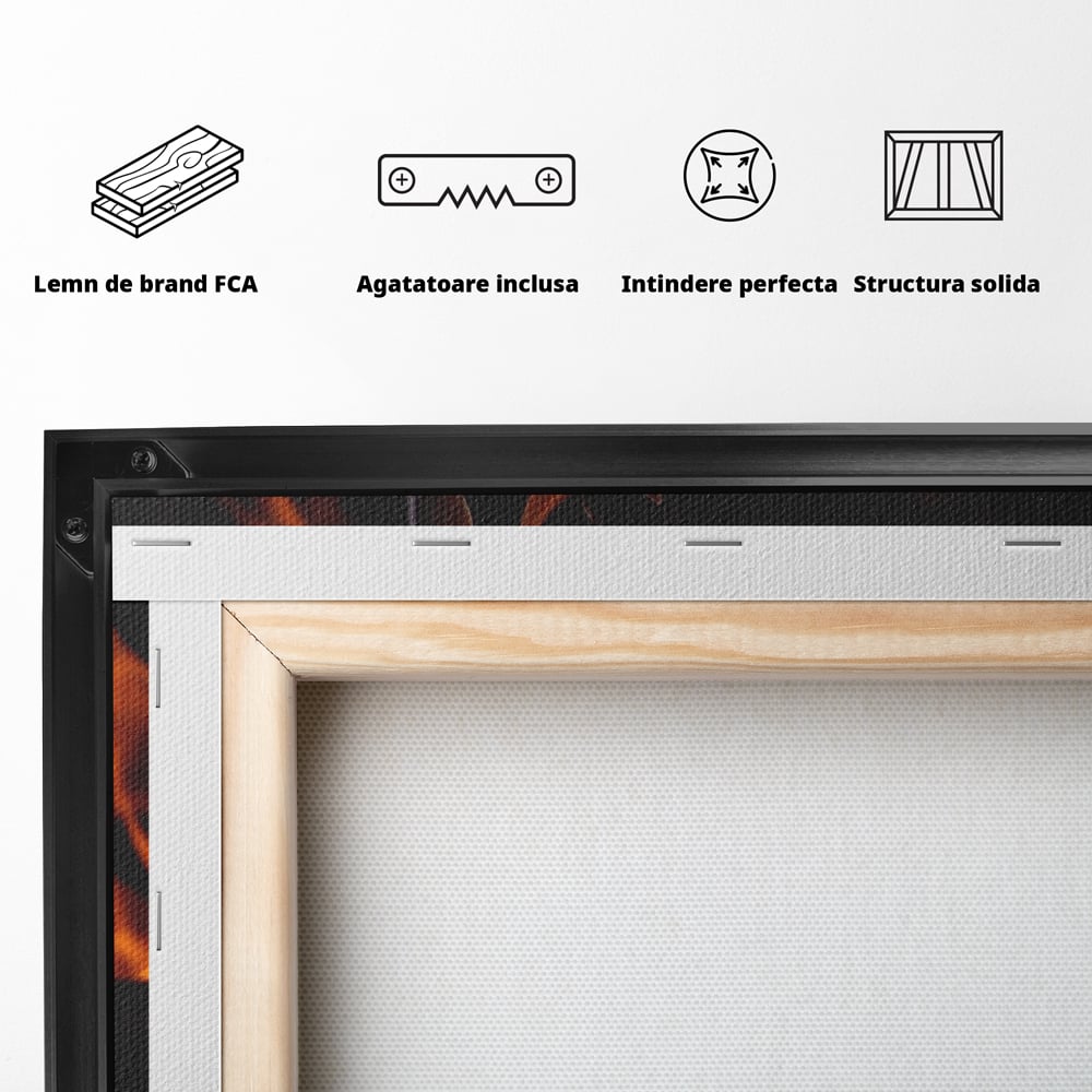 Tablou Canvas Premium, LuxCanva® N1034, Flacara in Cristal, Flacari, Foc, Whisky, Pahar, Bautura, Gheata, Rafinament, Relaxare, Pub, Lounge, Bar, Restaurant, Bucatarie
