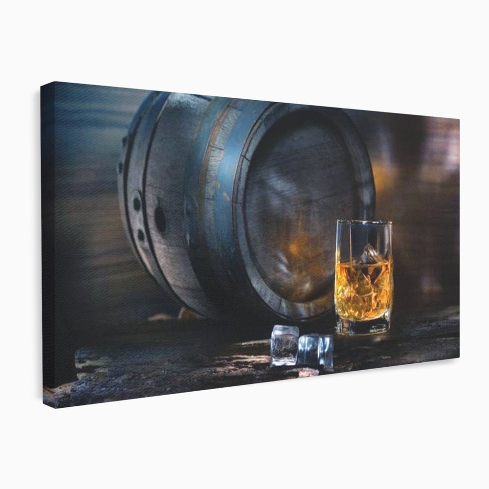 Tablou Canvas Premium, LuxCanva® N1039, Imbatranit cu Stil, Butoi, Lemn, Pahar, Gheata, Whisky, Stejar, Bautura, Traditie, Tarie, Pub, Bar, Lounge, Restaurant, Bucatarie