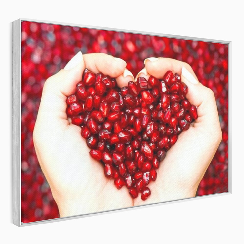 Tablou Canvas Premium, LuxCanva® N1085, Fructul Iubirii, Butoi, Lemn, Rodie, Fructe, Inima, Rosu, Iubire, Pasiune, Seminte, Natural, Energie, Restaurant, Bucatarie