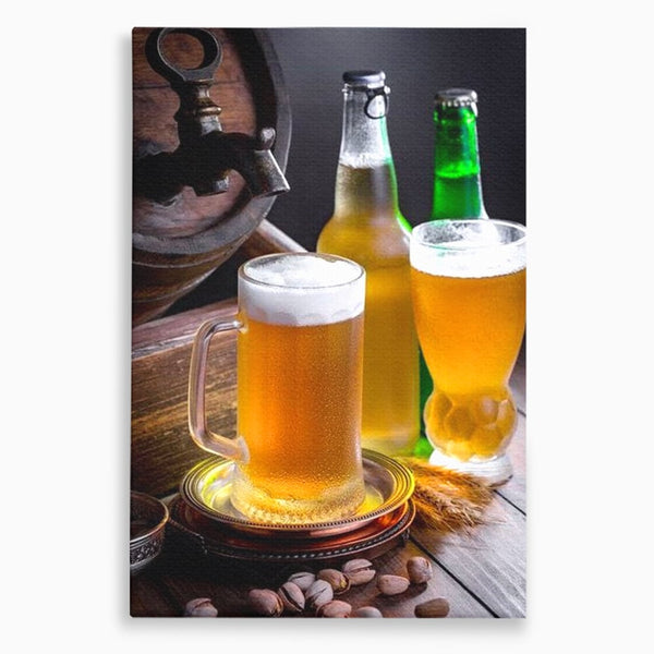 Tablou Canvas Premium, LuxCanva® N1111, Butoiul Berarului, Bere, Pahar, Halba, Sticle, Racoritor, Spuma, Butoi, Traditie, Taverna, Rustic, Bautura, Pub, Bar, Lounge, Restaurant, Bucatarie