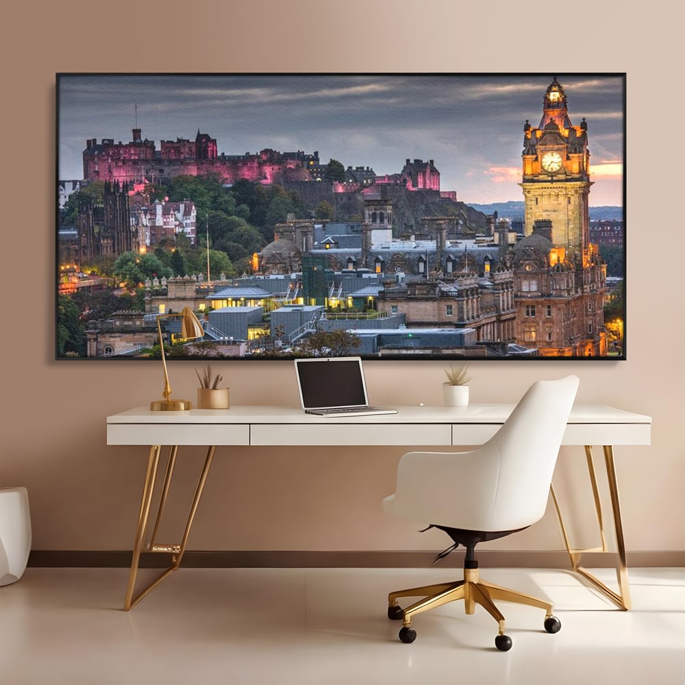 Tablou Canvas Premium, LuxCanva® O1035, Castelul din Edinburgh, Europa, Poveste, Oras, Amurg, Cetate, Legenda, Ceas, Timpuri, Ziduri, Deal, Piatra, Coroana, Scotia, Birou, Living, Dormitor
