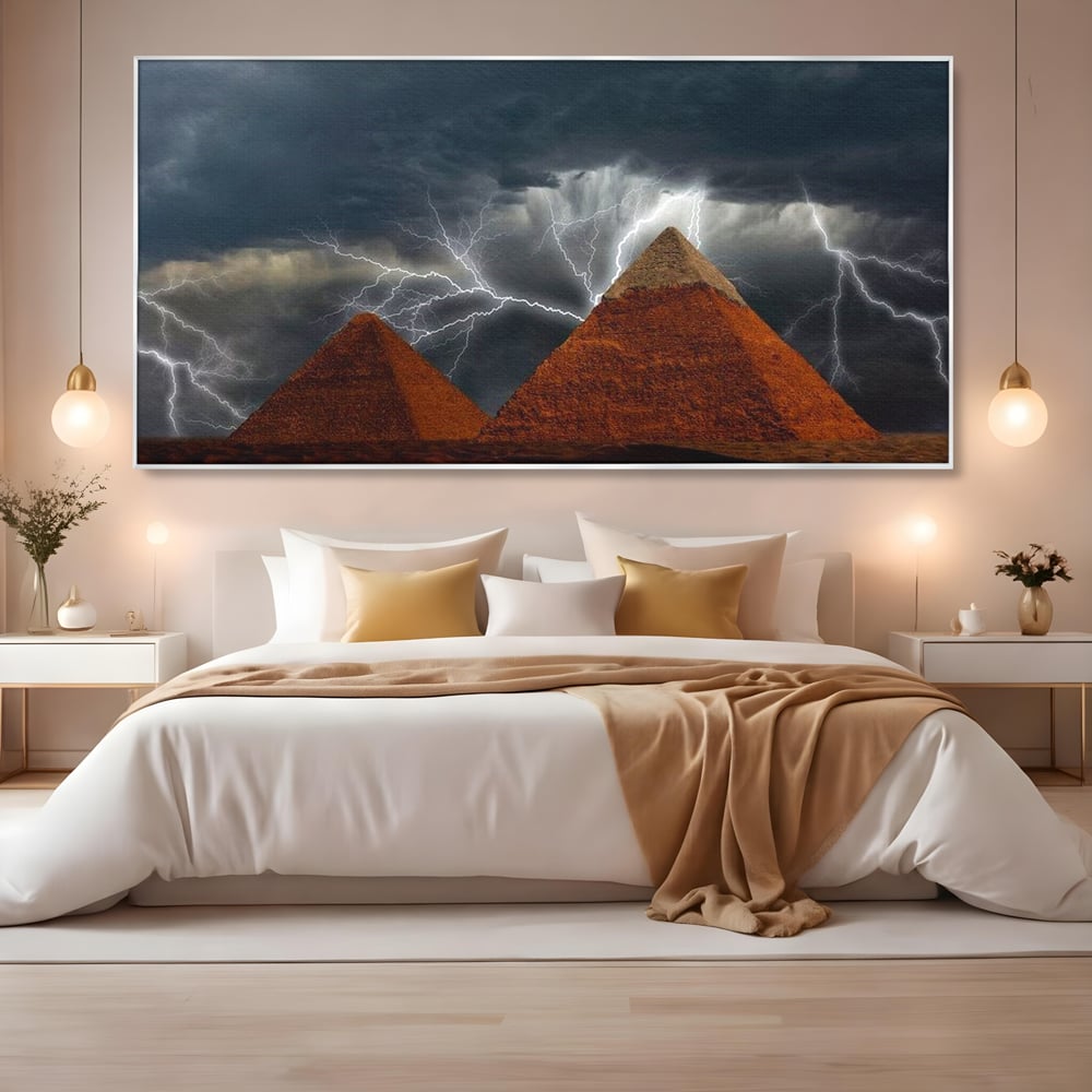 Tablou Canvas Premium, LuxCanva® O1036, Piramide sub Furtuna Zeilor, Energie, Cosmic, Egipt, Antic, Nil, Mister, Fulger, Natura, Involburat, Cer, Mit, Legenda, Mitologic, Birou, Living, Dormitor
