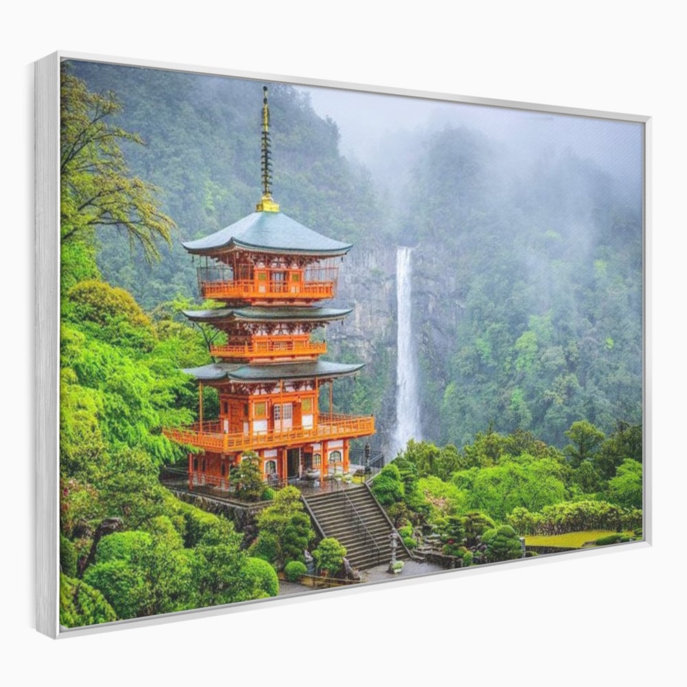 Tablou Canvas Premium, LuxCanva® O1050, Linistea Japoniei, Armonie, Om, Natura, Pagoda, Munti, Cascada, Calatorie, Sacru, Ritual, Zeu, Templu, Spirit, Nachi, Vacanta, Birou, Living, Dormitor