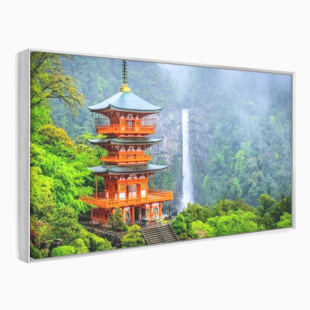 Tablou Canvas Premium, LuxCanva® O1050, Linistea Japoniei, Armonie, Om, Natura, Pagoda, Munti, Cascada, Calatorie, Sacru, Ritual, Zeu, Templu, Spirit, Nachi, Vacanta, Birou, Living, Dormitor