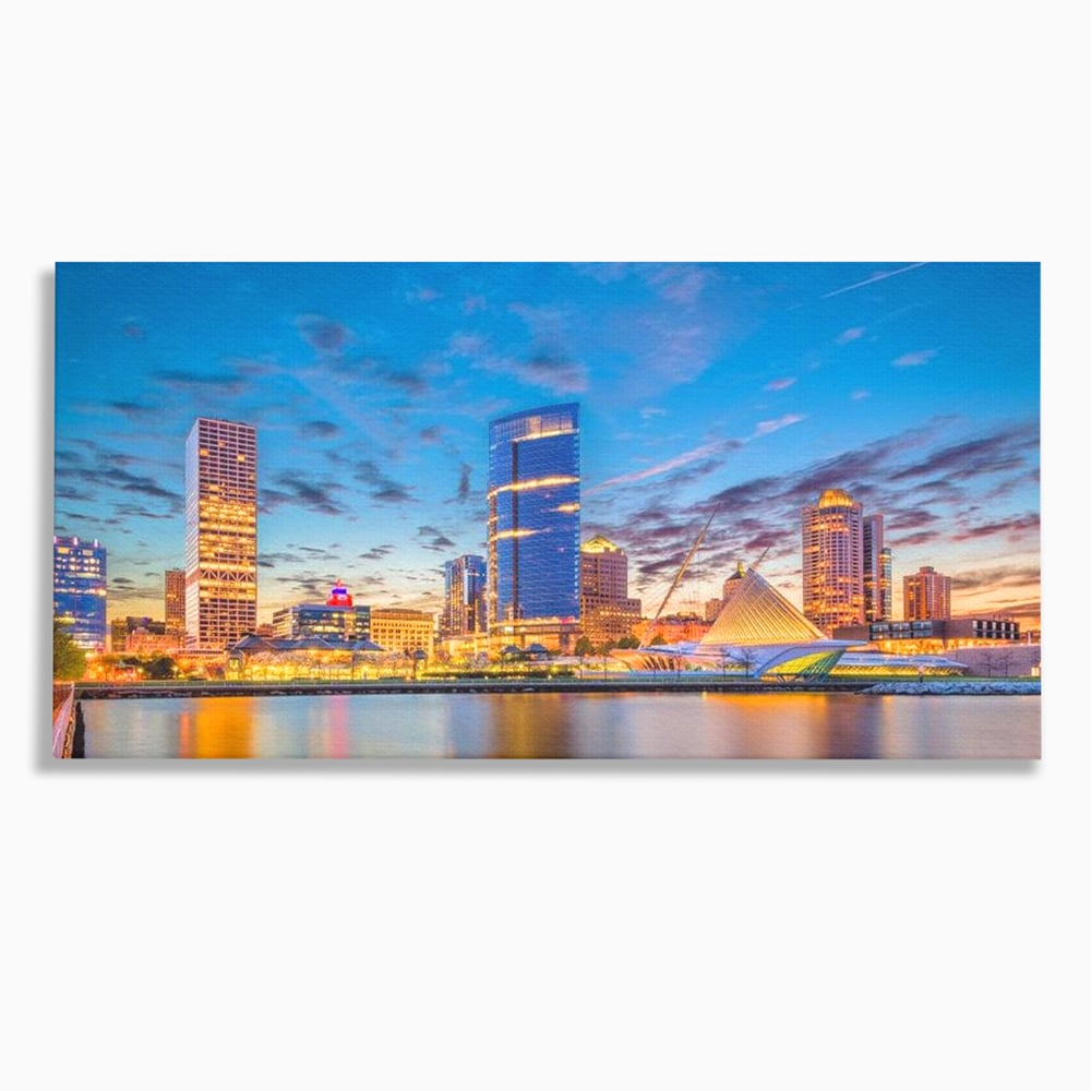 Tablou Canvas Premium, LuxCanva® O1057, Orasul care Straluceste, Lumini, Urban, Milwaukee, Nori, Metropola, Apis, Apa, Panorama, Vibratie, Orizont, Tablou, Plimbare, Birou, Living, Dormitor