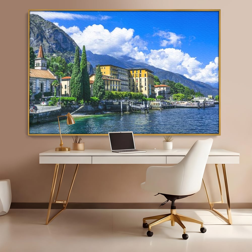Tablou Canvas Premium, LuxCanva® O1059, Linistea Lacului Como, Riviera, Smarald, Alpin, Mediterana, Munti, Natura, Oaza, Lacustra, Soare, Serenitate, Azur, Vacanta, Creatie, Birou, Living, Dormitor