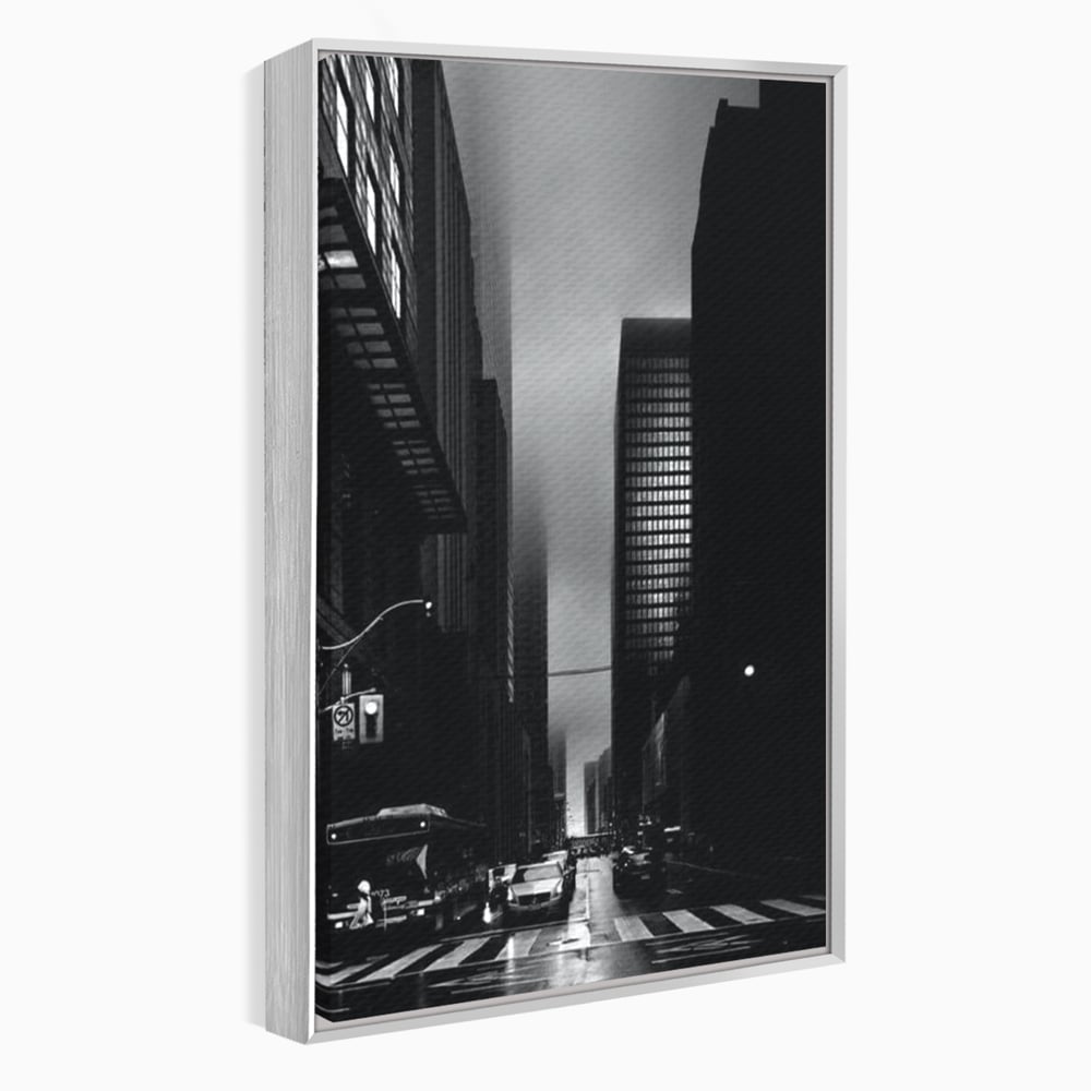 Leinwandbilder Premium, LuxCanva® O1063, Toronto in der Stille, Schwarz, Grau, Monochrom, Fußgänger, Passage, Gebäude, schillernd, Nacht, Dunkelheit, Nebel, Geist, Regen, Schatten, schattenhaft, dunkel, Büro, Wohnen, Schlafzimmer