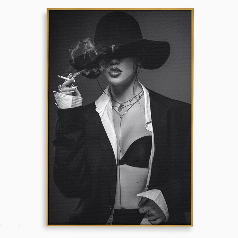 Tablou Canvas Premium, LuxCanva® P1001, Fumul Secretelor, Alb, Negru, Tigara, Fum, Senzual, Feminitate, Palarie, Seductie, Fashion, Editorial, Glamour, Atitudine, Sexy, Living, Dormitor